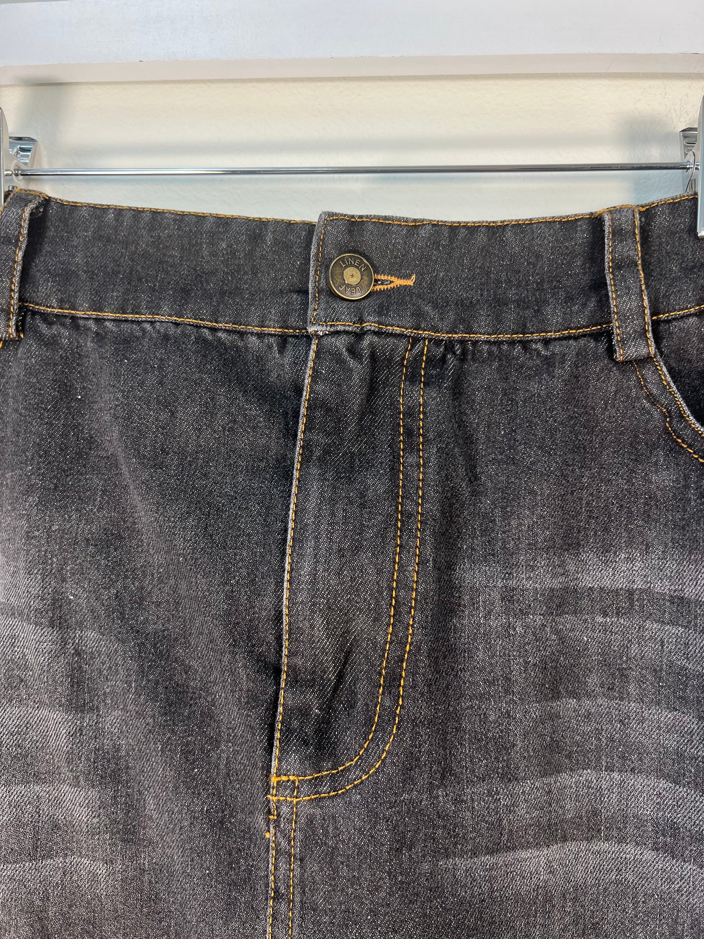 L NWT Leaf & Linen Skirt