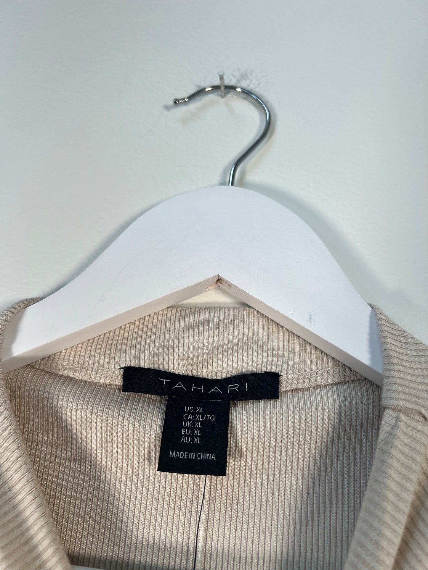 XL Tahari Blouse