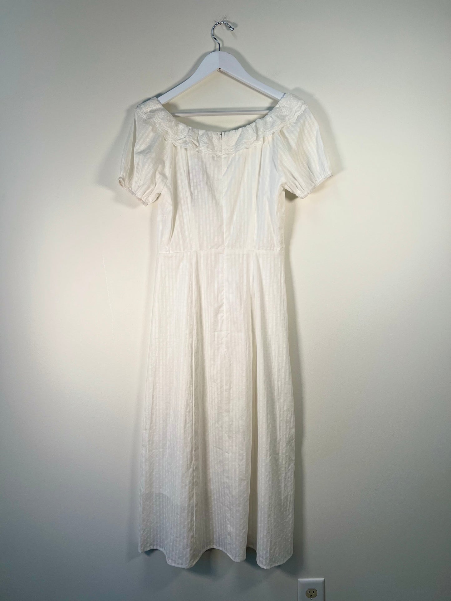 XS NWT Rihoas Dress