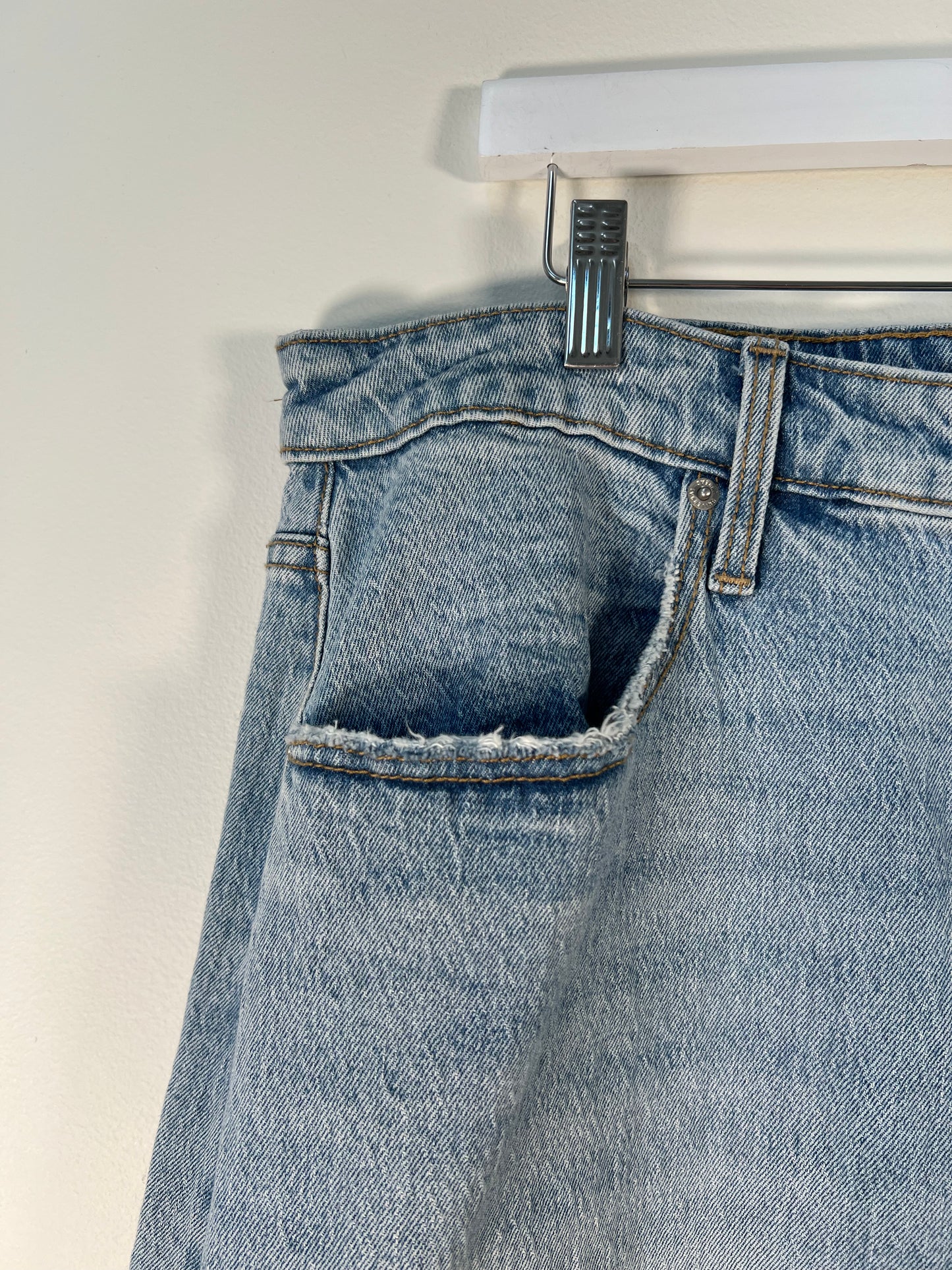 XL NWT Universal Thread Denim Skirt