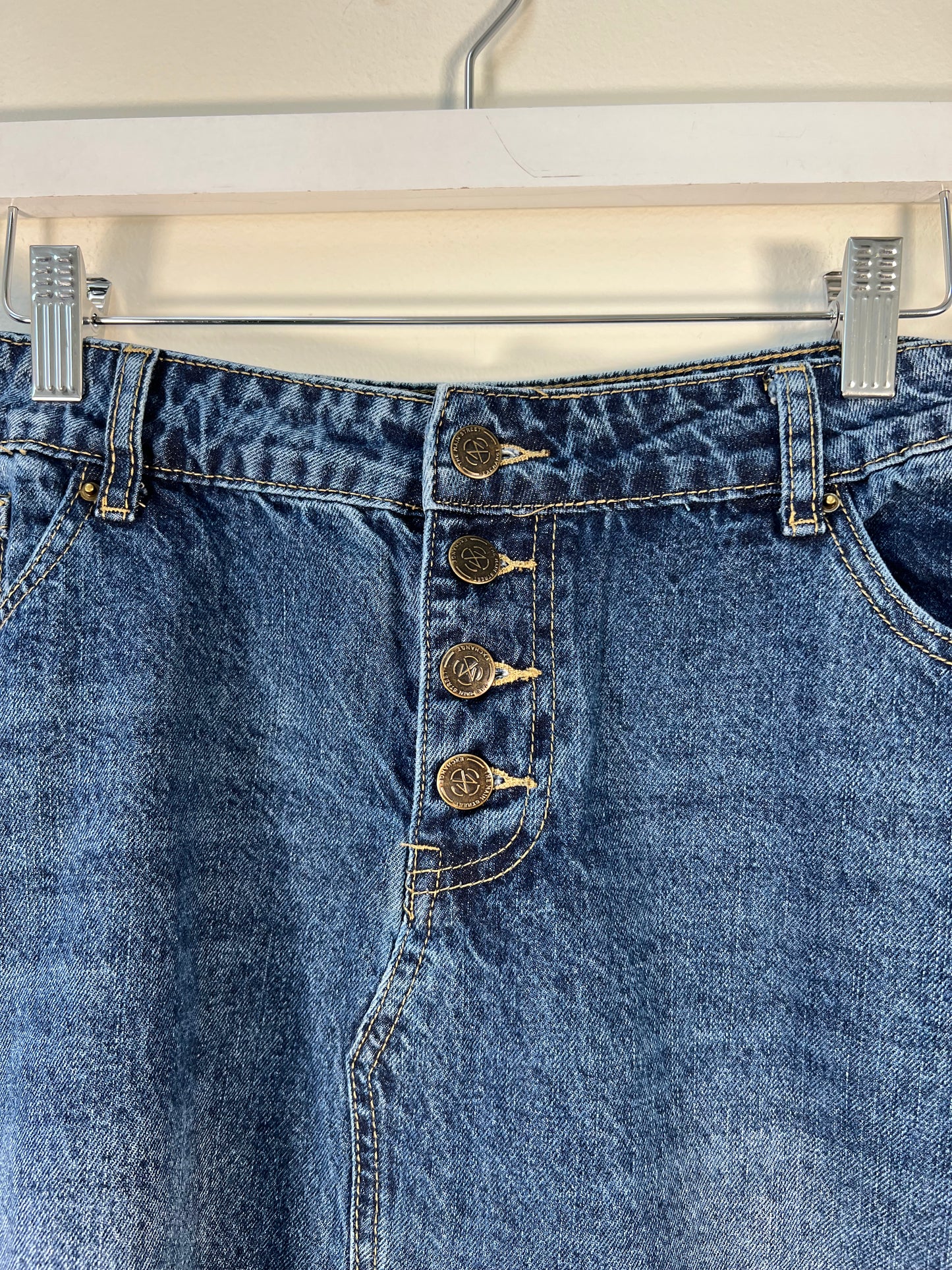 XL The Main Street Exchange Denim Skirt