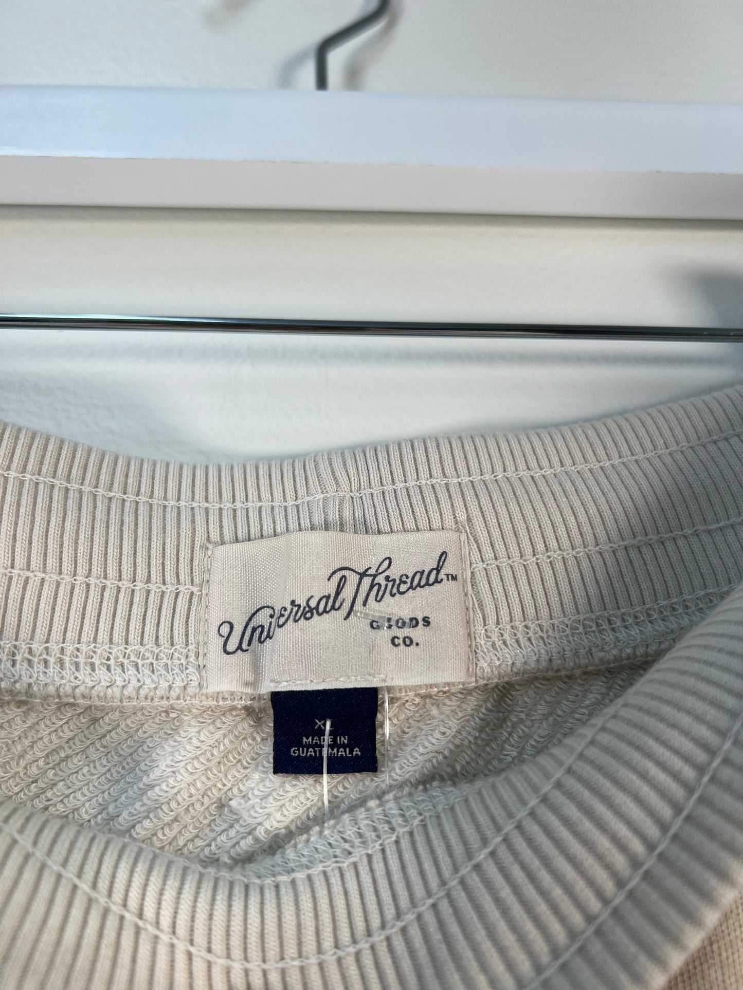 XL NWT Universal Thread Skirt