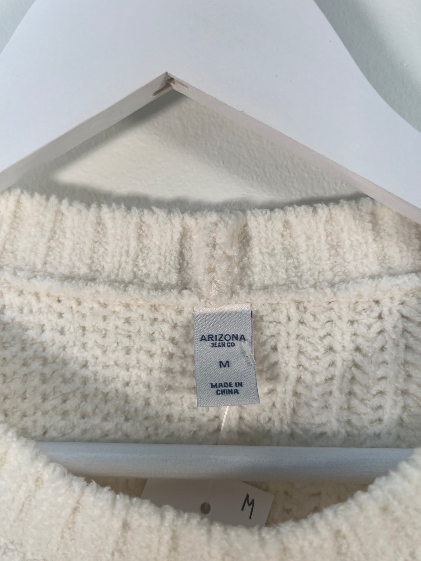 M NWT Arizona Jean Co Sweater