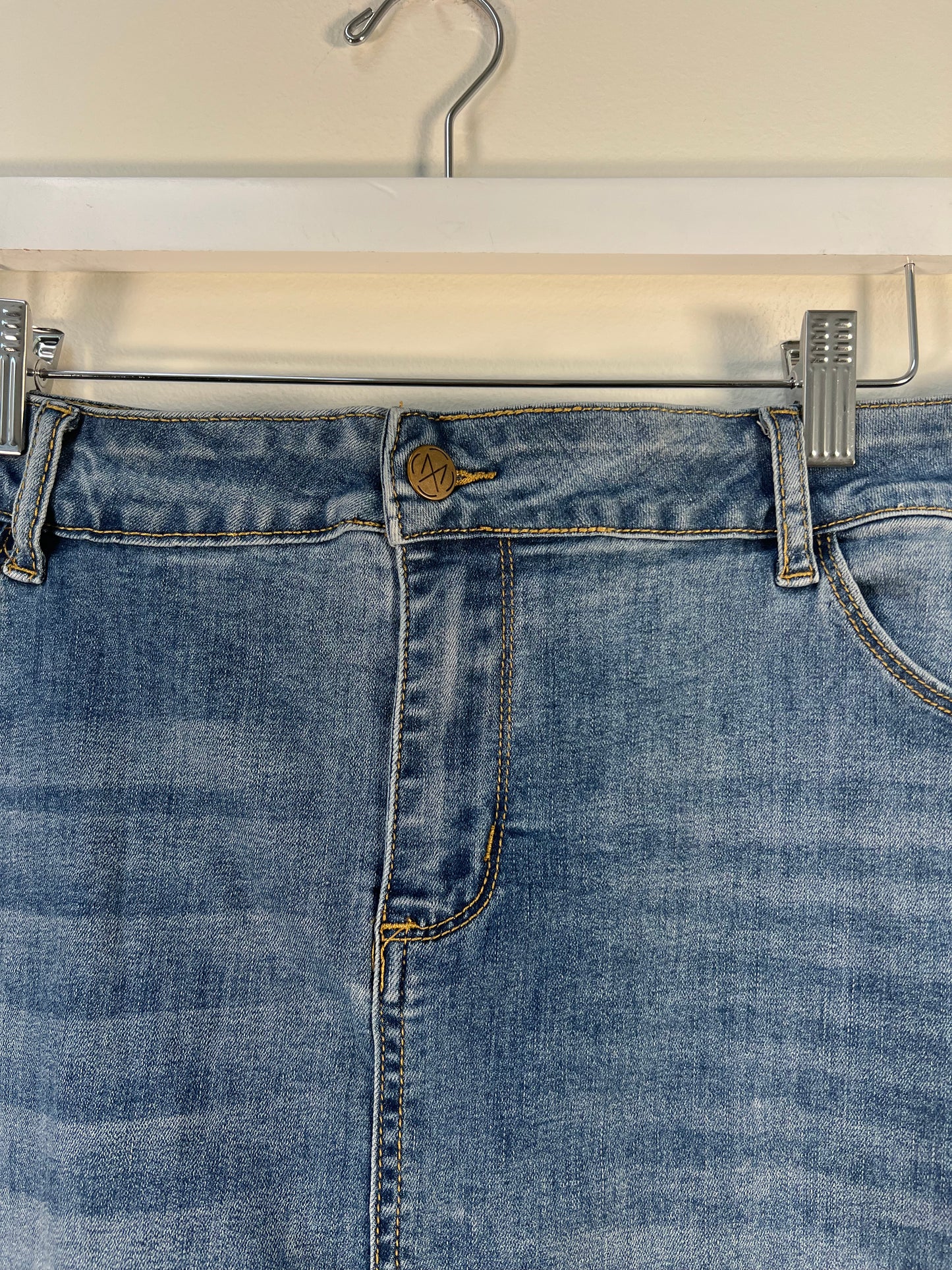 XL The Main Street Exchange Denim Skirt