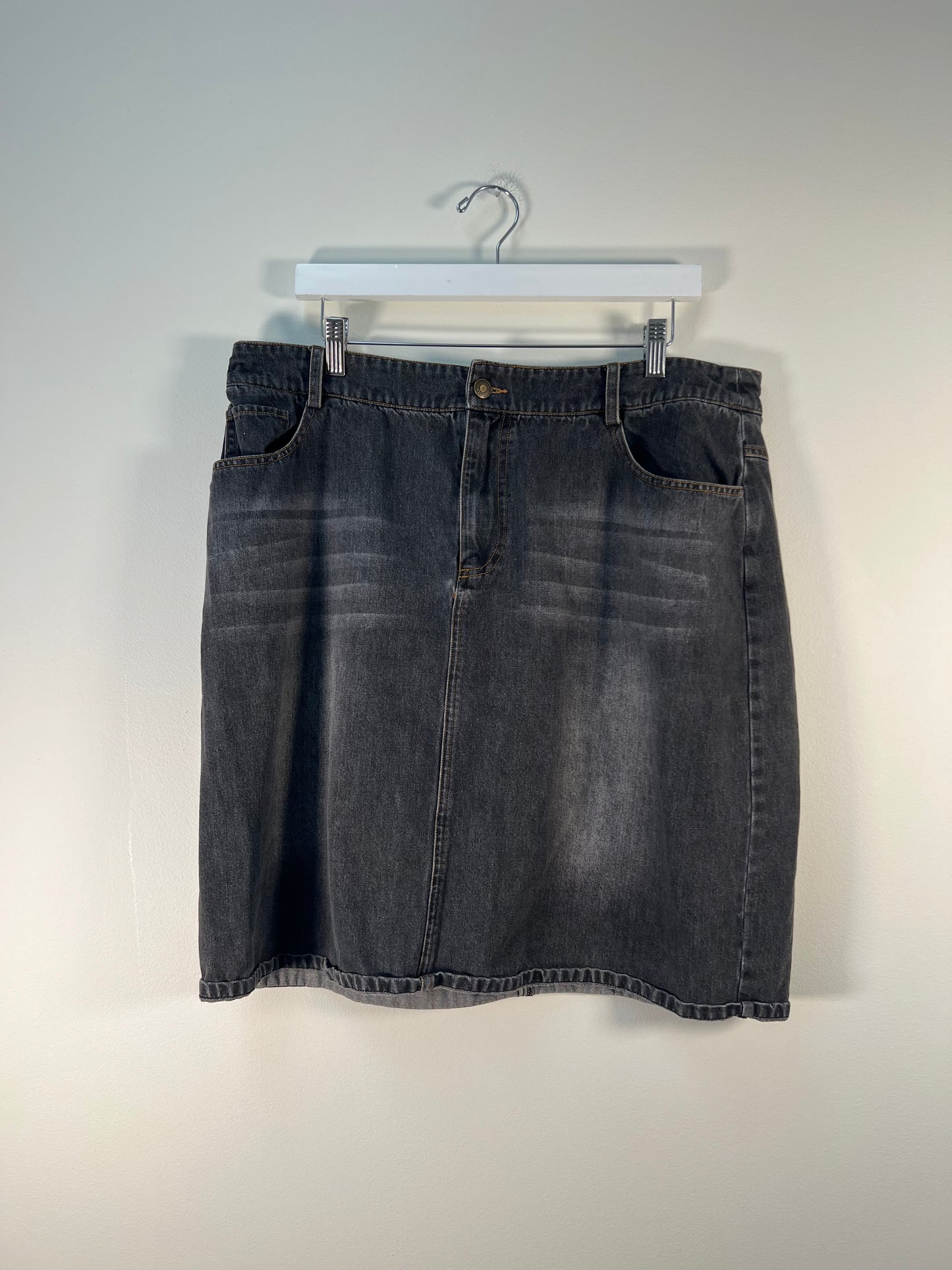 XL Leaf & Linen Skirt
