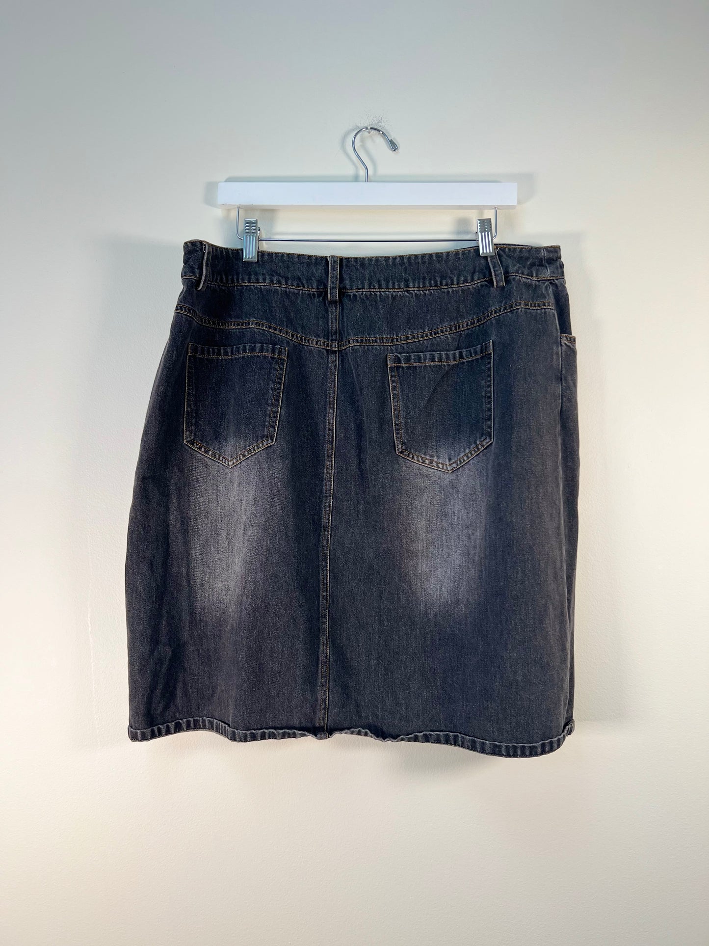 XL Leaf & Linen Skirt
