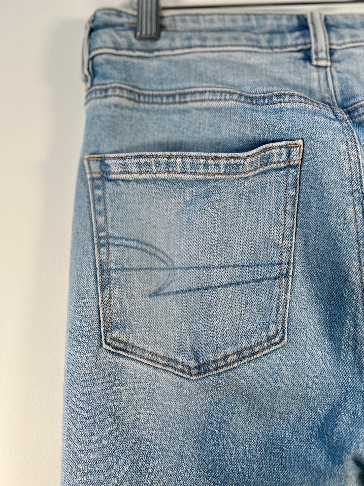 S American Eagle Mom Jeans